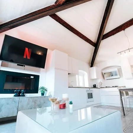 Apartman Loft Cavour - Teatro Ariston