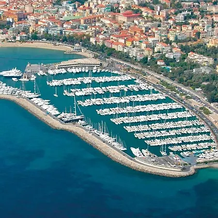 Apartman Loft Cavour - Teatro Ariston