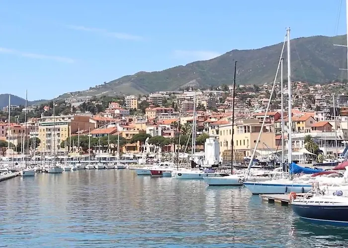 Loft Cavour - Teatro Ariston Διαμέρισμα *